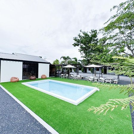 Peeranon Resort Nakhon Nayok Esterno foto