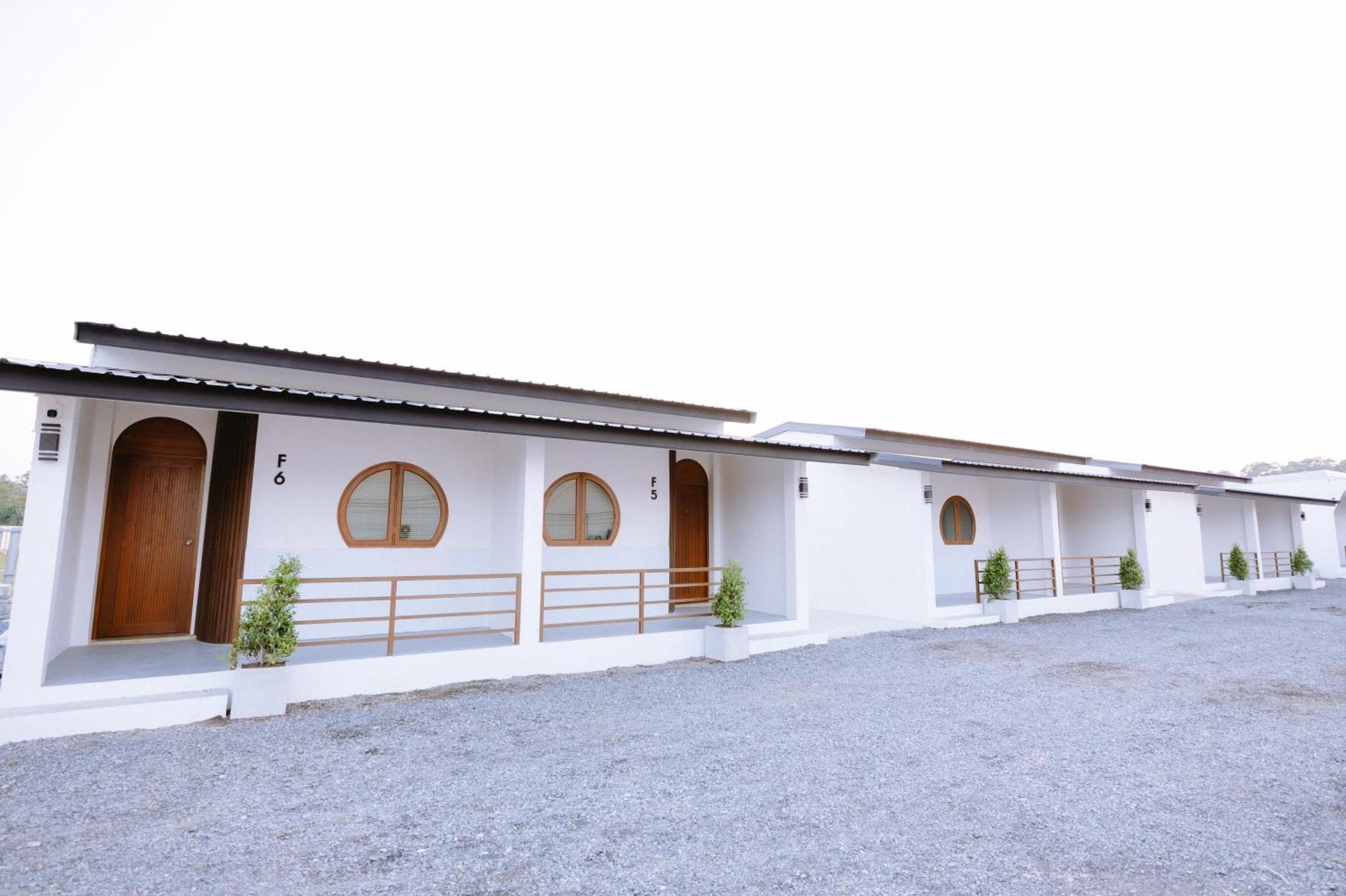 Peeranon Resort Nakhon Nayok Esterno foto